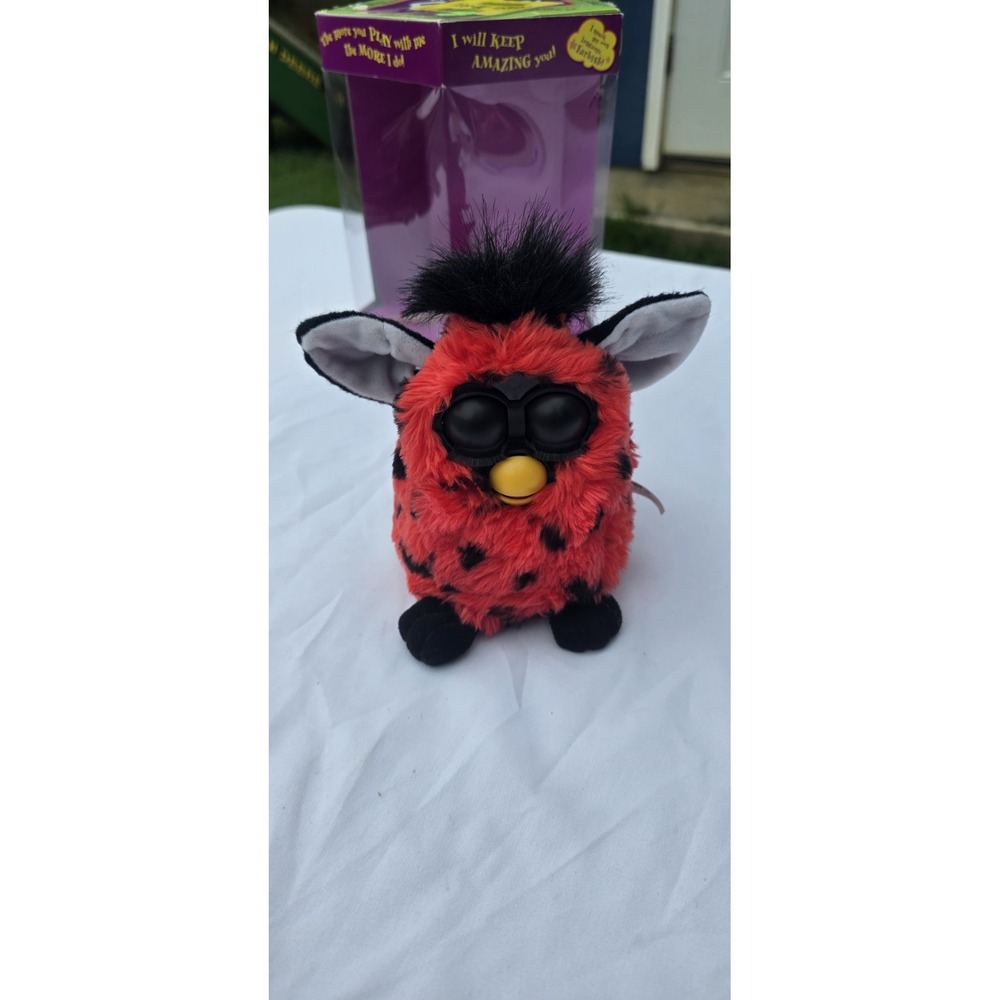 Vintage 1998 Ladybug 70-800 Original Furby Tiger Electronics (Untested)